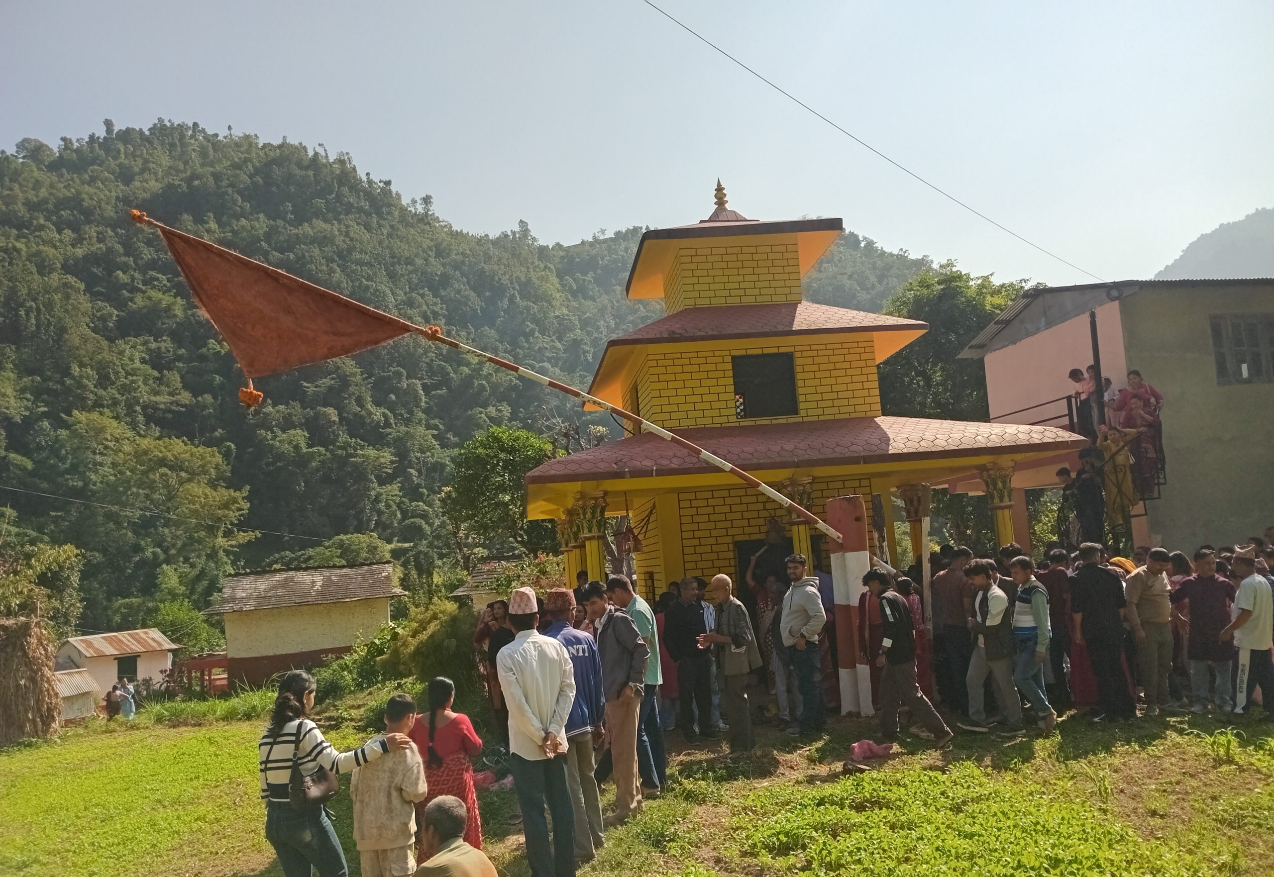 तिहारे पञ्चमीमा गरिने दहखोले गिरी महन्तहरुको कुलपुजा सकियो, कला, संस्कृतिको जगेर्ना गर्नुपर्नेमा जोड