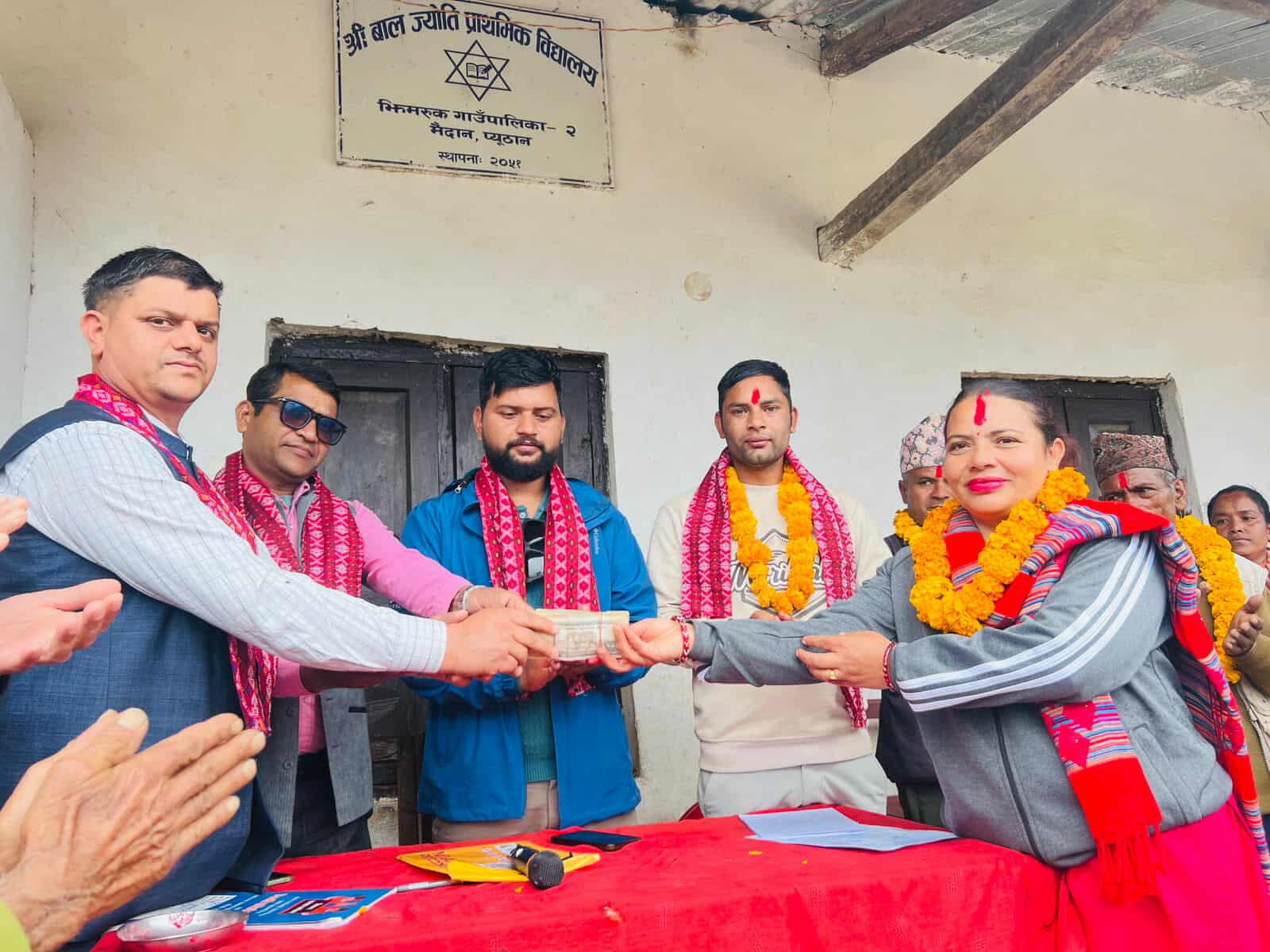 प्यूठान सेवा समाज दोहा कतारद्वारा विद्यालयमा अक्षकोष स्थापना