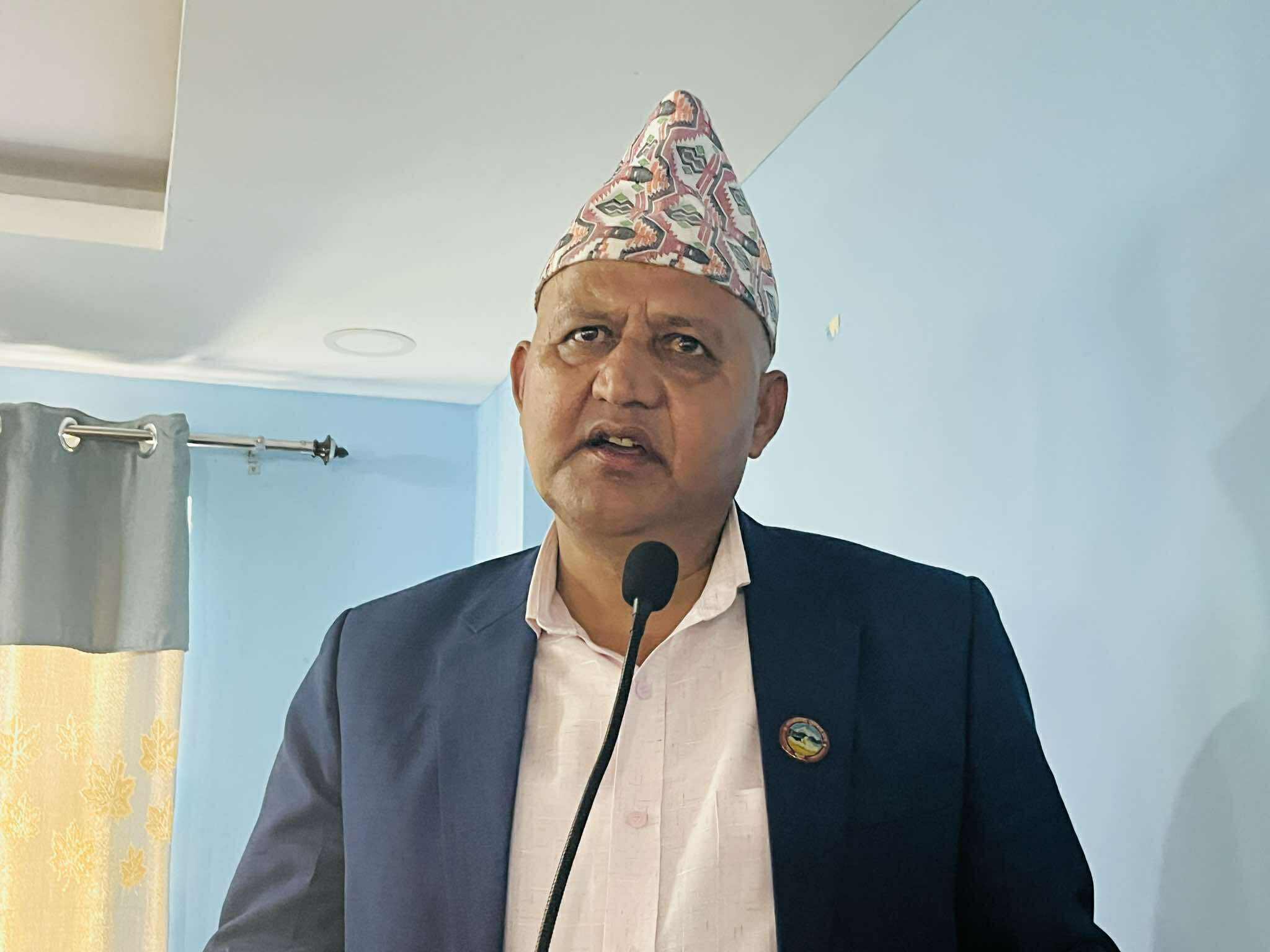 प्रादेशिक अस्पतालका सेवा दुई सिफ्टमा सञ्चालन गराैं:मुख्यमन्त्री आचार्य