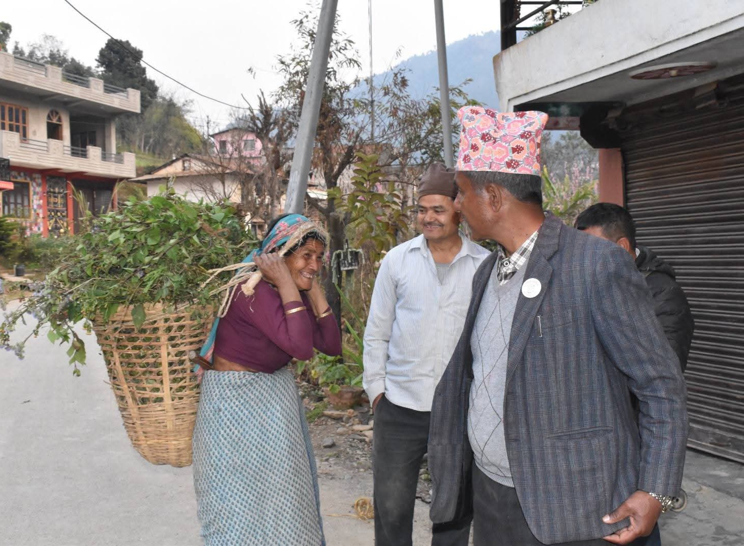 प्युठान नगरपालिका गाउँ टोलमा राष्ट्रिय जनमोर्चाको घरदैलो कार्यक्रम