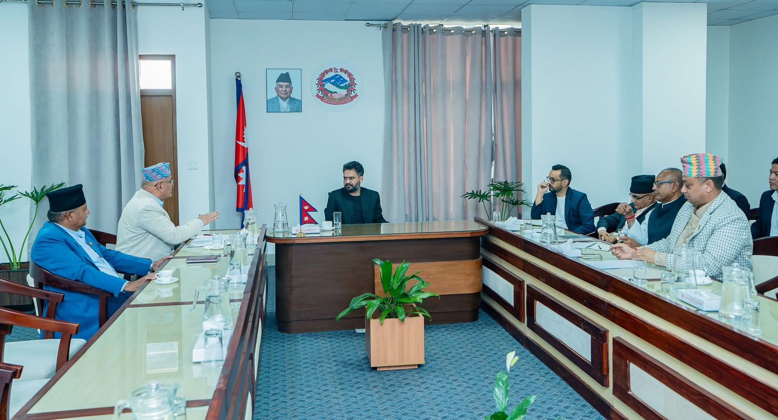 संघीय हस्तक्षेप घटाएर प्रदेशको स्वायत्तता सुनिश्चित गर्न मुख्यमन्त्री आचार्यको माग