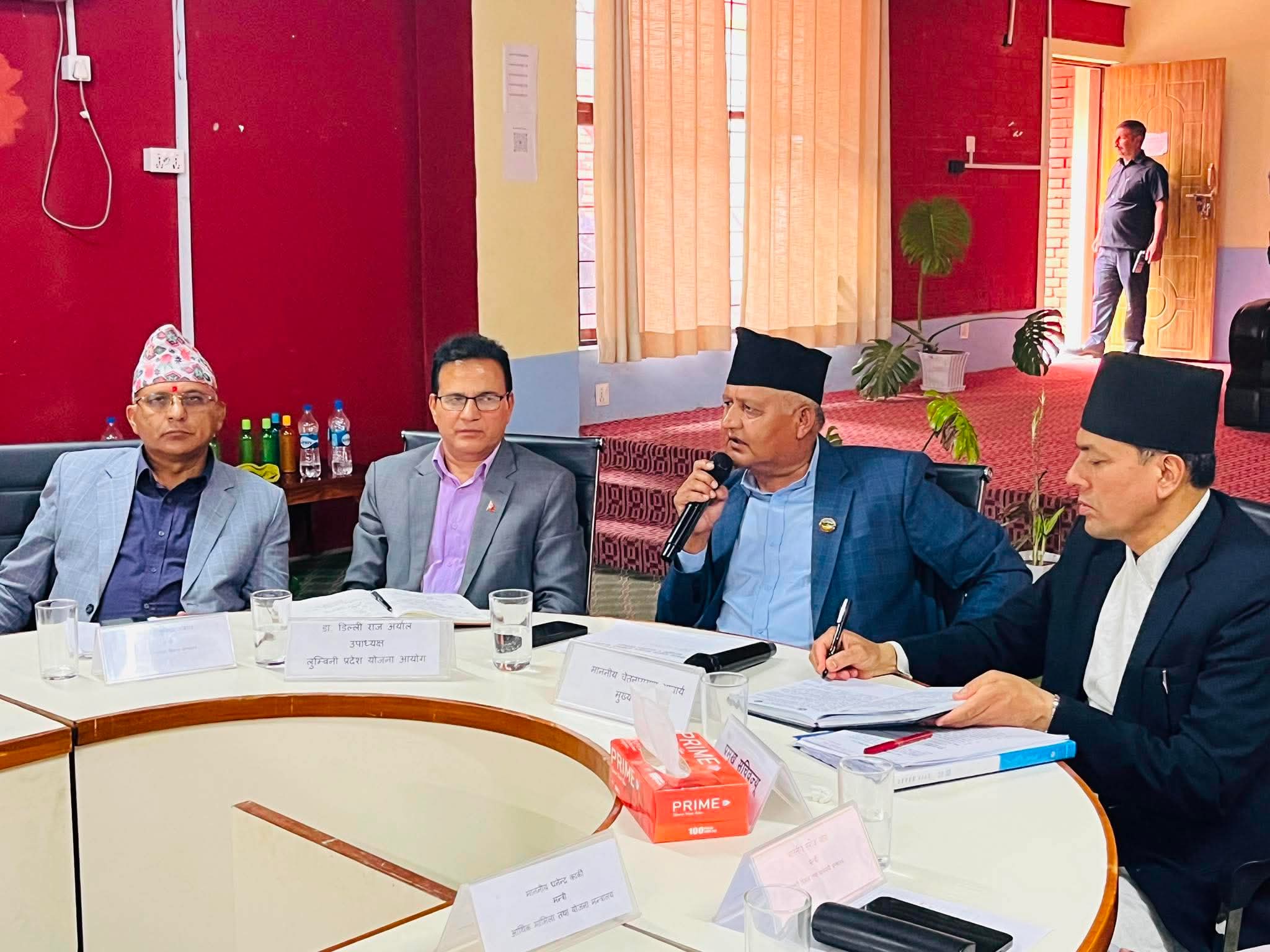 मन्त्रालय संख्या घटाउँदै लुम्बिनी प्रदेश सरकार, कार्यान्वयनमुखी बजेट बनाउन मुख्यमन्त्री आचार्यको निर्देशन