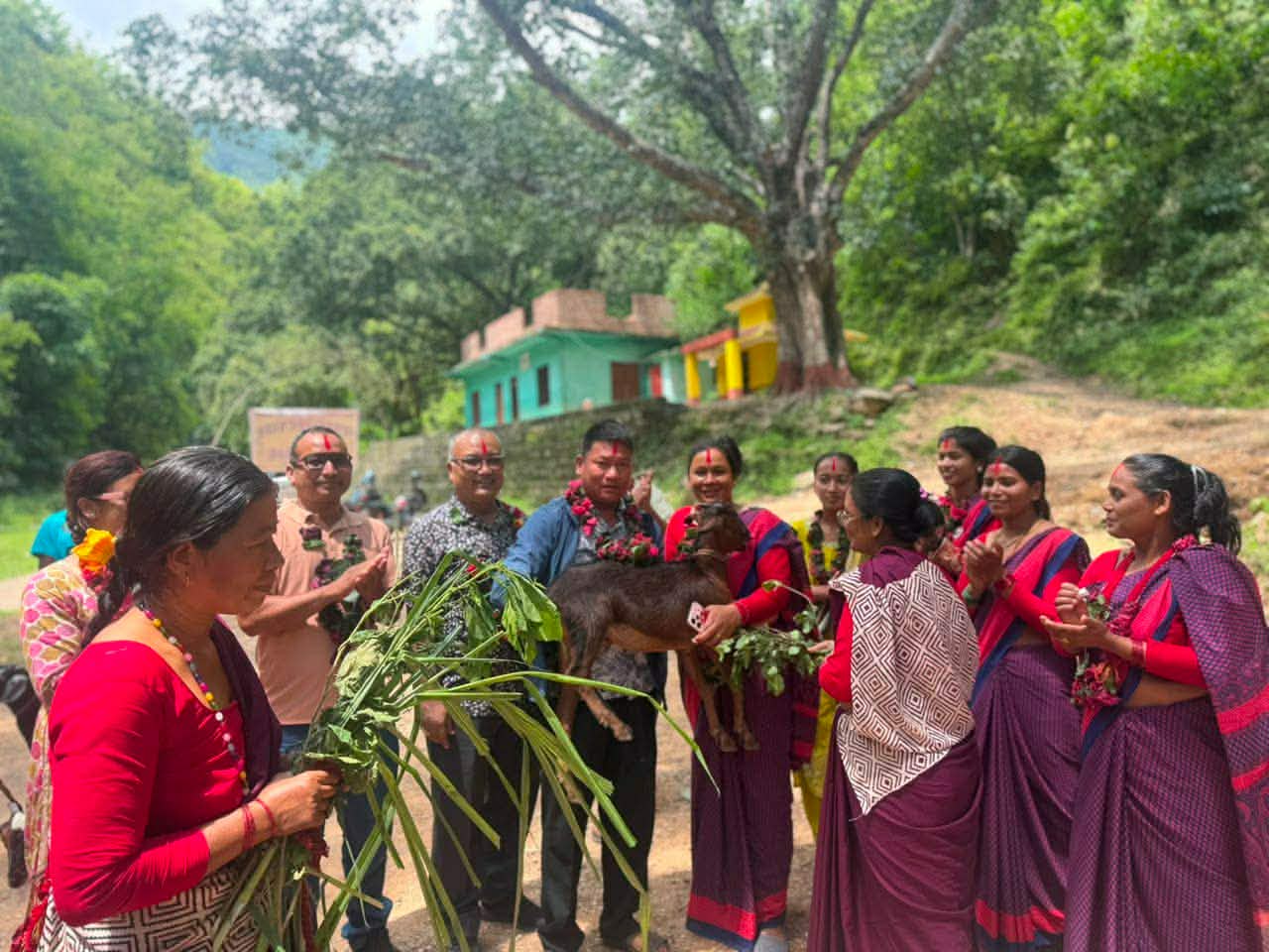 पहिलो पुस्ताको बाख्रा उपहार प्रदान