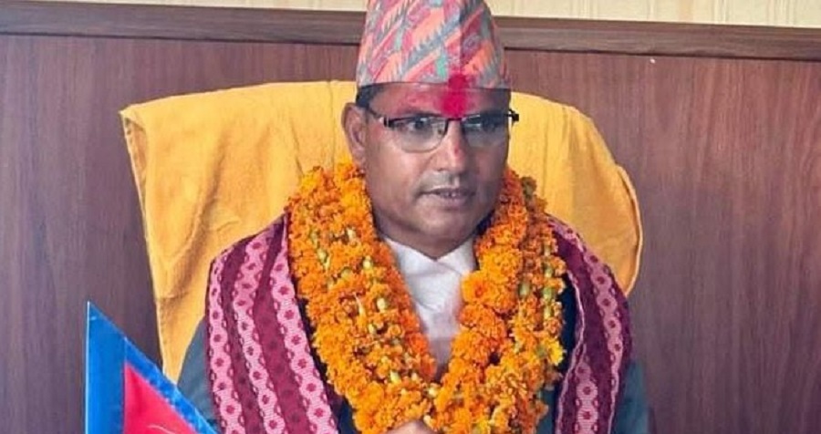 एमालेका पुर्व मन्त्री थापाद्वारा पदबाट राजीनामा